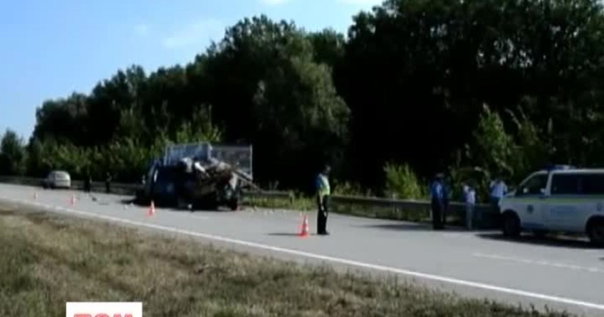 На Харківщині розбився мікроавтобус із велосипедистами