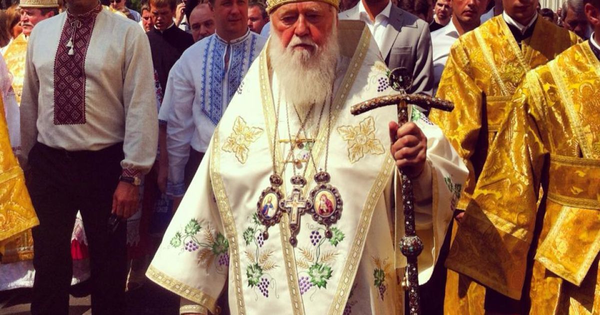 У колоні вірян можна було зустріти також опозиційних політиків