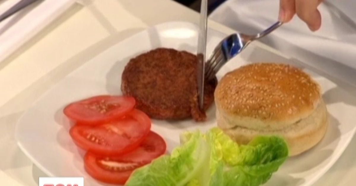 У Лондоні вчені "приготували" гамбургер, дорожчий за суперкар Ferrari California