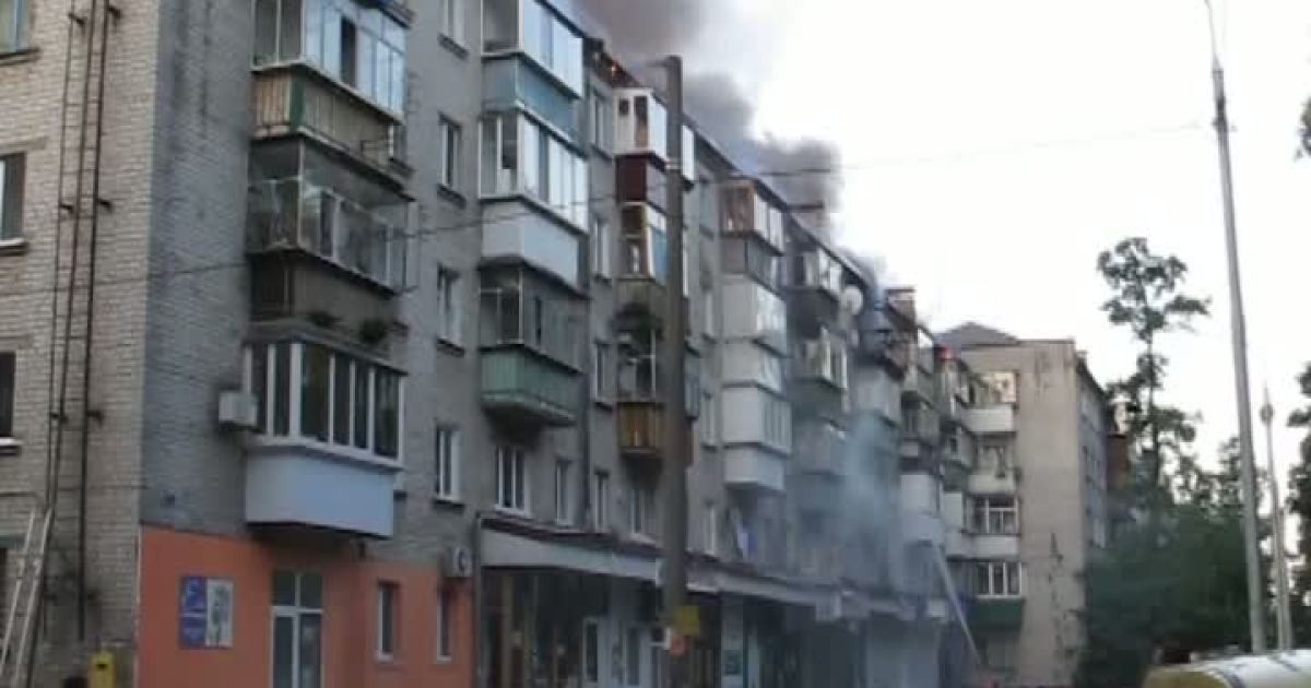 Відселяти людей з обгорілого будинку не будуть