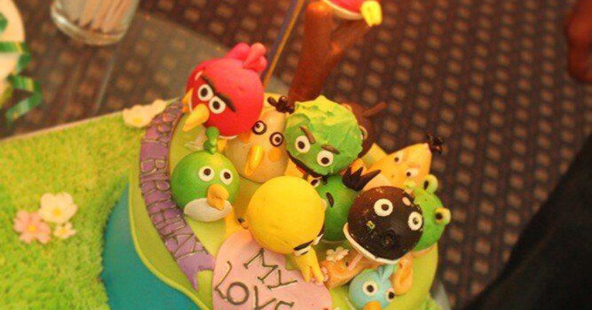 Angry Birds стали тортами і тістечками / © www.facebook.com/angrybirds