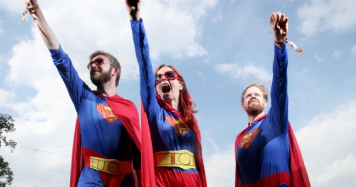 В Англії відбулося найбільше збіговисько Суперменів.