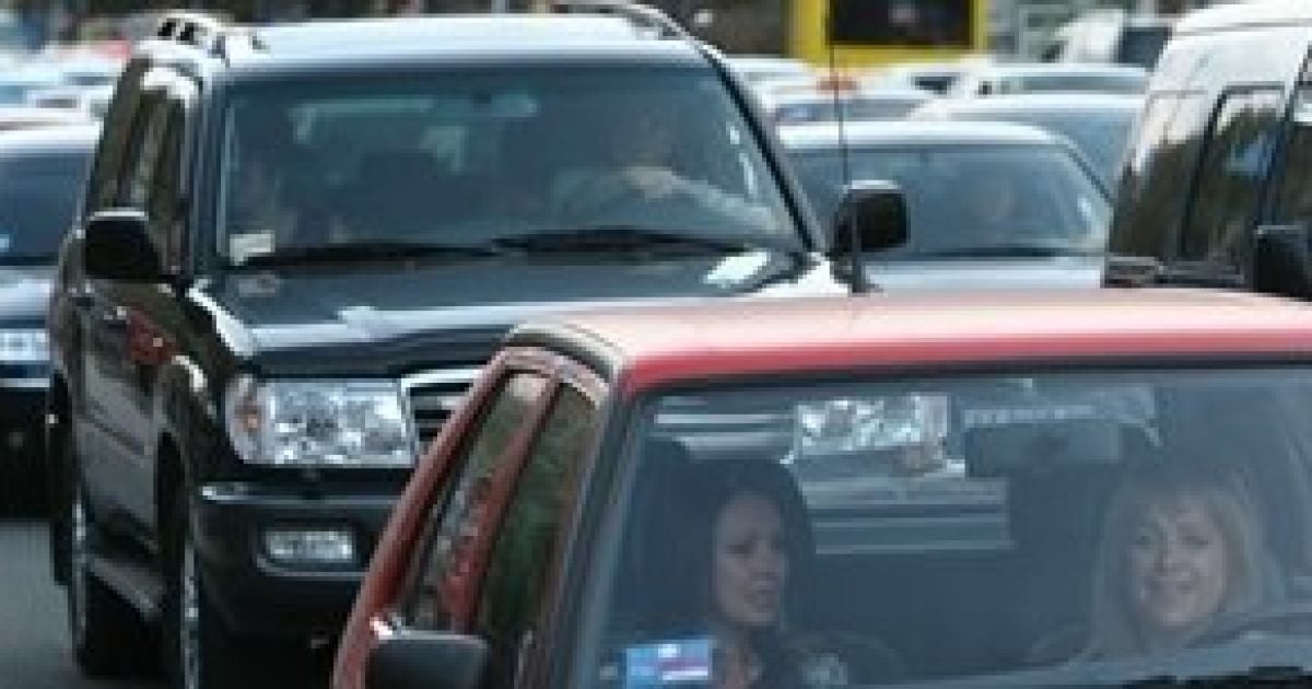 Ввечері у святошинському районі обмежать рух транспорту