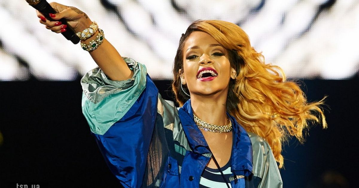Ріанна заспівала в Польщі / © Фото EPA/UPG