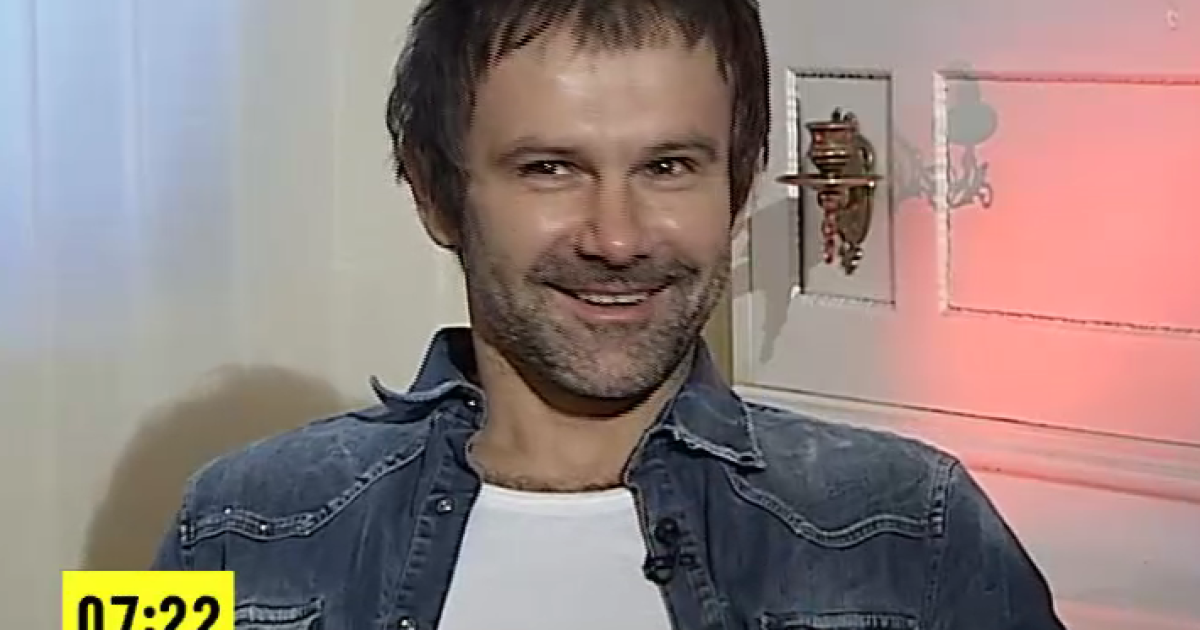 Вакарчук поставив автограф у свідоцтві про шлюб