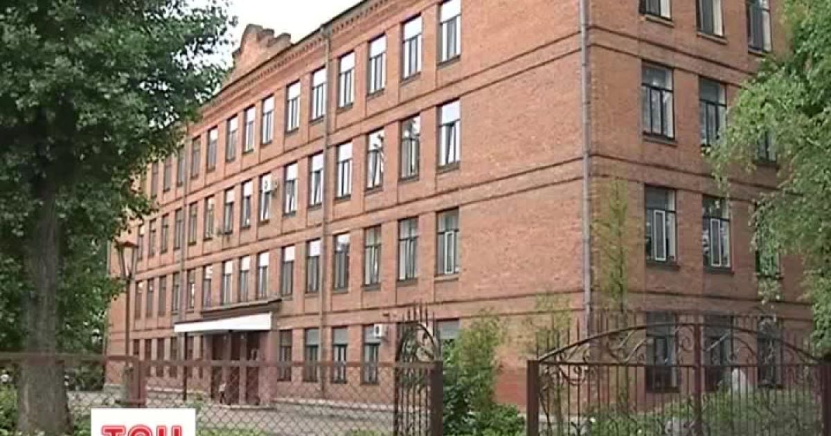 Освітяни підозрюють, що їхній заклад просто хочуть ліквідувати.