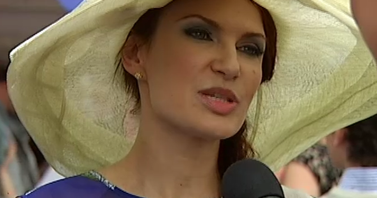 Бледанс повністю присвятила себе сину