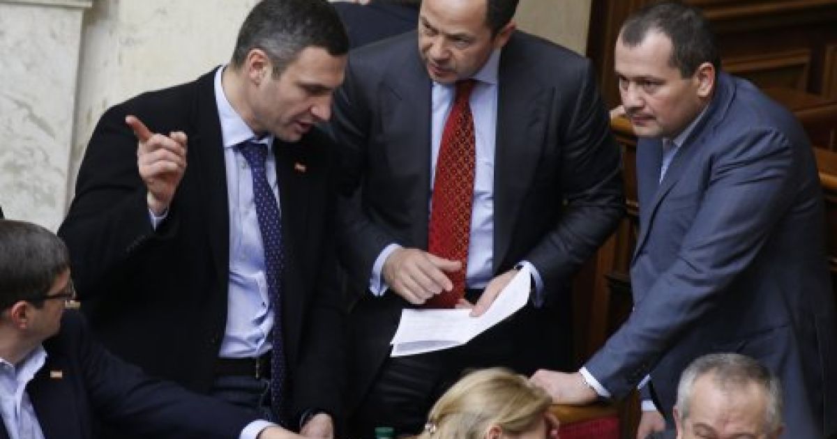Рада проголосувала за проведення виборів у Києві / © УНІАН