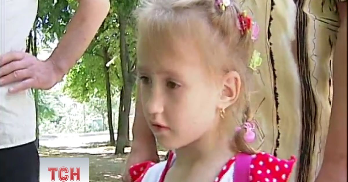Співак буде допомагати дівчинці