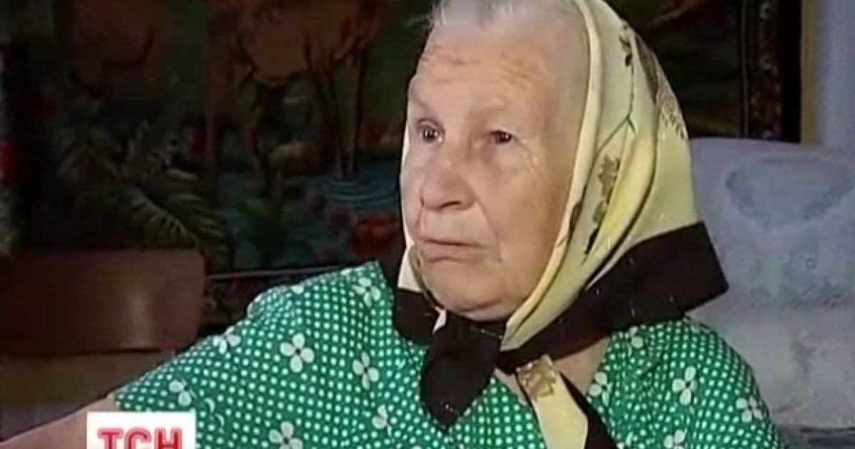 Стареньку жінку і її доньку-інваліда позбавляють даху над головою