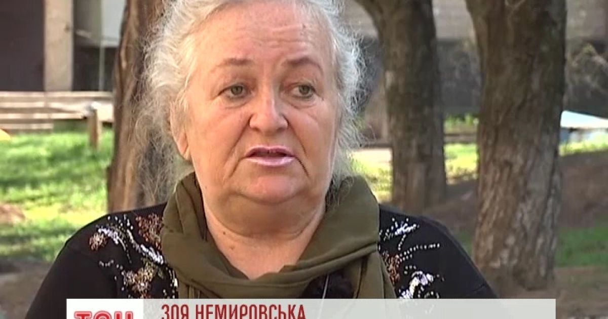 Бабусю позбавили спілкування із онуком