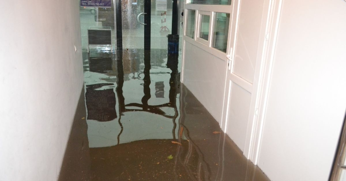 Злива у Луцьку / © Слово Волині