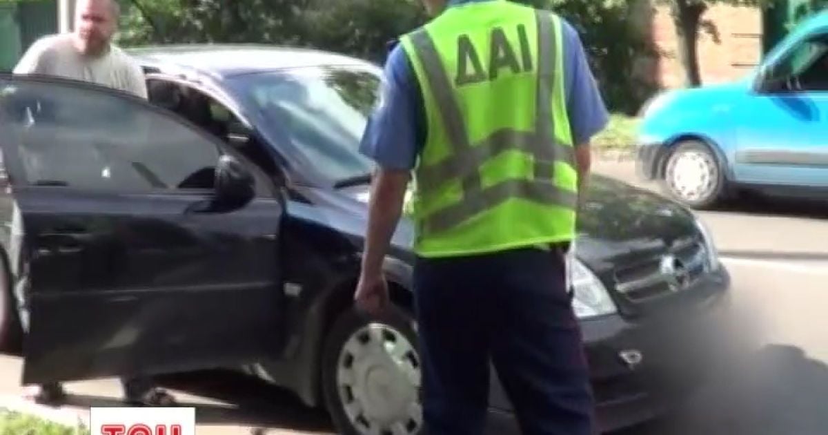 Працівникам ДАІ дісталося від п&rsquo;яного водія