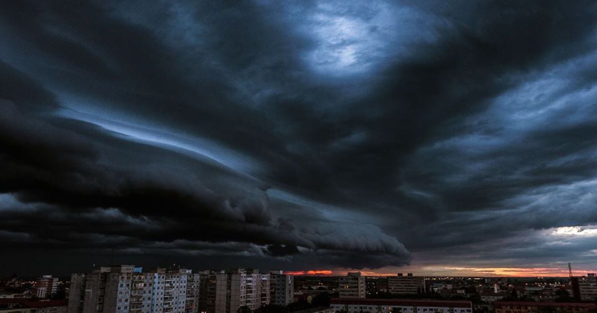 У більшості областей країни спостерігатимуться складні погодні умови