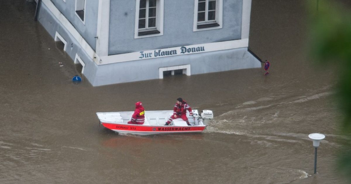 Європа потерпає від повеней / © Фото EPA/UPG