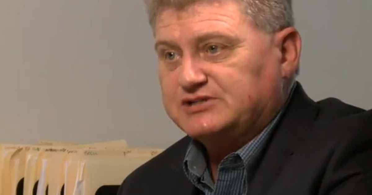 Сноуден-старший вважає, що його син зрадив уряд, проте не народ Америки