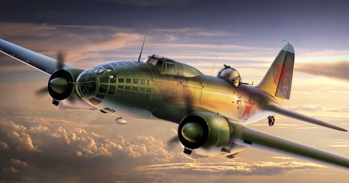 Бойовий літак піднімуть з дна моря