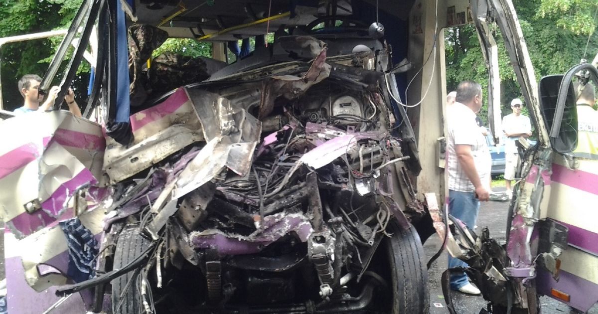 На Волині зіткнулось два автобуси