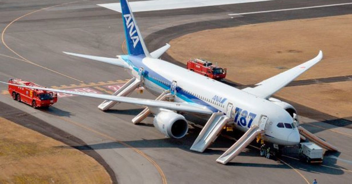 Boeing 787 Dreamliner знову палав