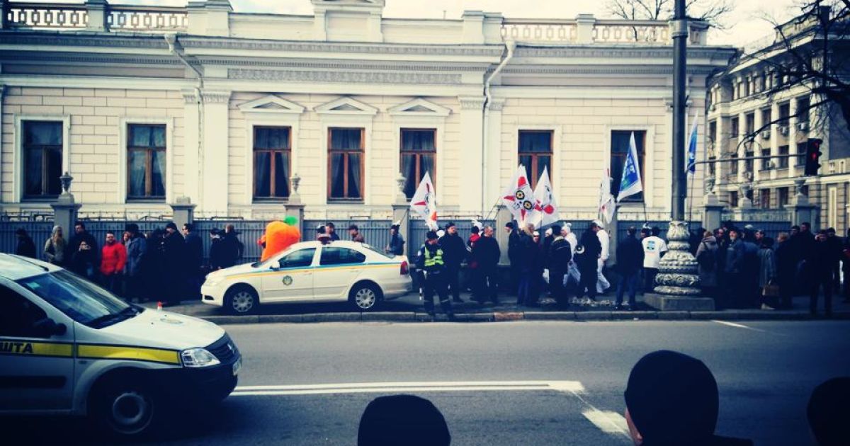 Опозицію не пускають під Раду / © Олександр Аронець
