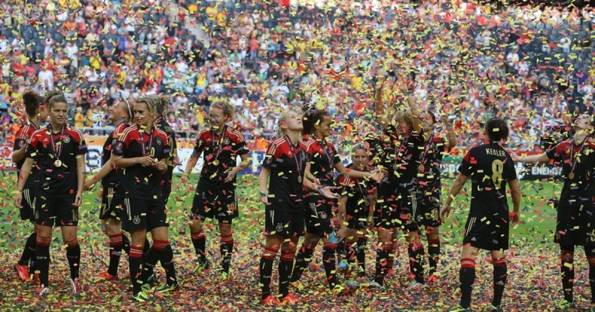 Німецькі футболістки тріумфували на Євро-2013 (відео)