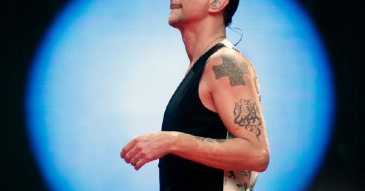 Таємне весілля Авріл Лавін і гучний концерт Depeche Mode здивували цього тижня