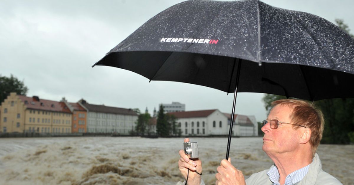 Європа потерпає від повеней / © Фото EPA/UPG