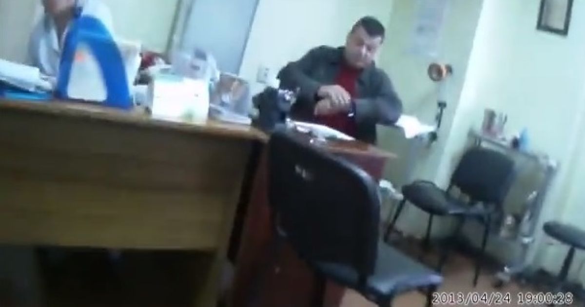 Лікар назвав клятву Гіппократа "забобонами"