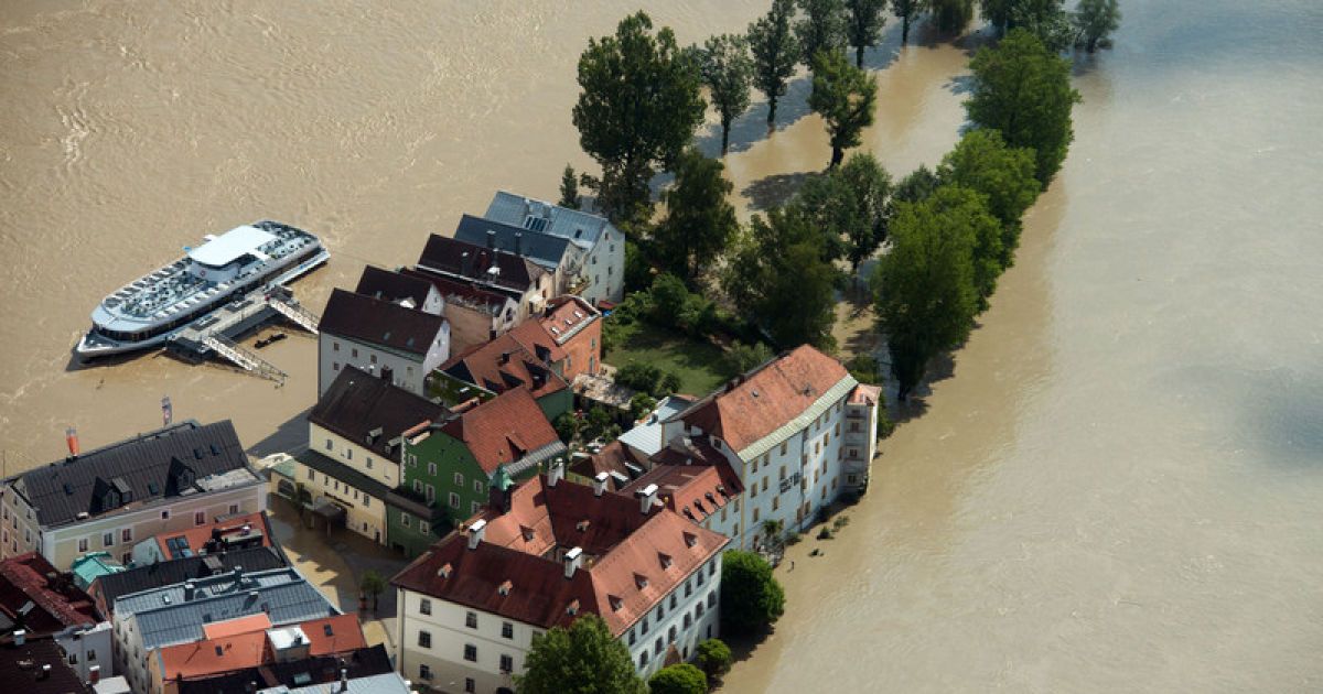 У Німеччині почали долати наслідки повеней / © Фото EPA/UPG