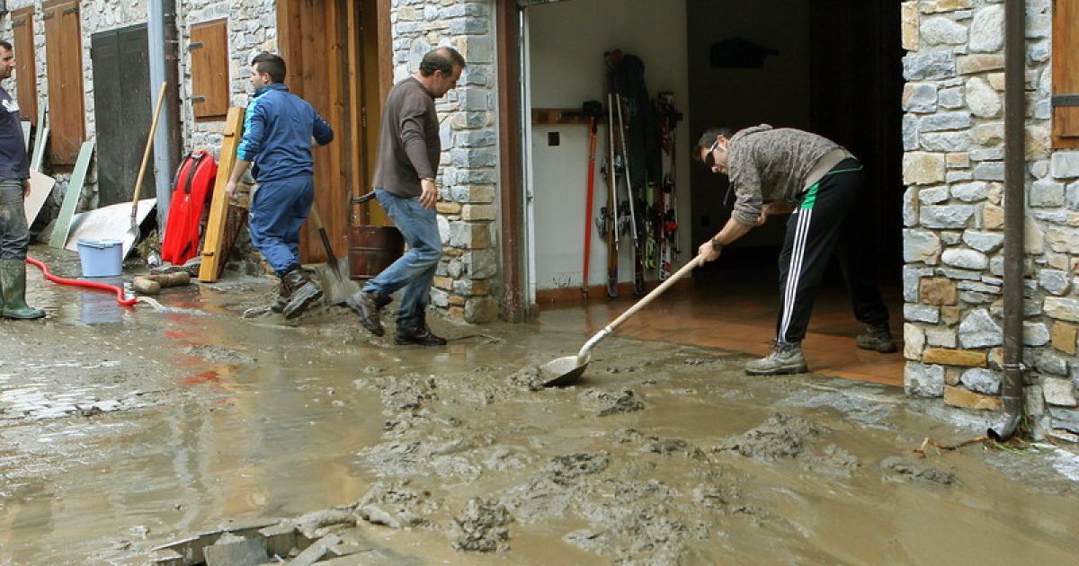 Франція та Іспанія страждають від повені / © Фото EPA/UPG