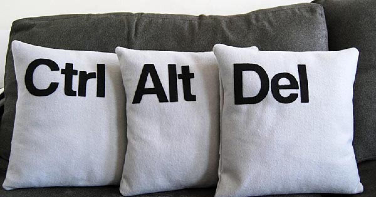 Біл Гейтс назвав Ctrl-Alt-Del помилкою.