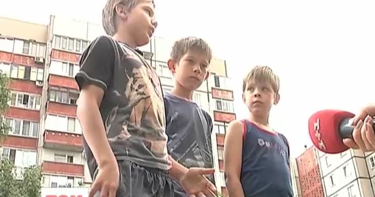 Стрільця поки що не піймали, бо свідчення дітей є заплутаними