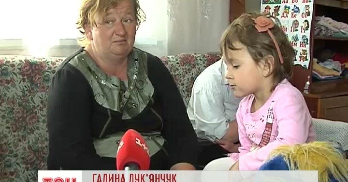 У бабусі можуть забрати онуку