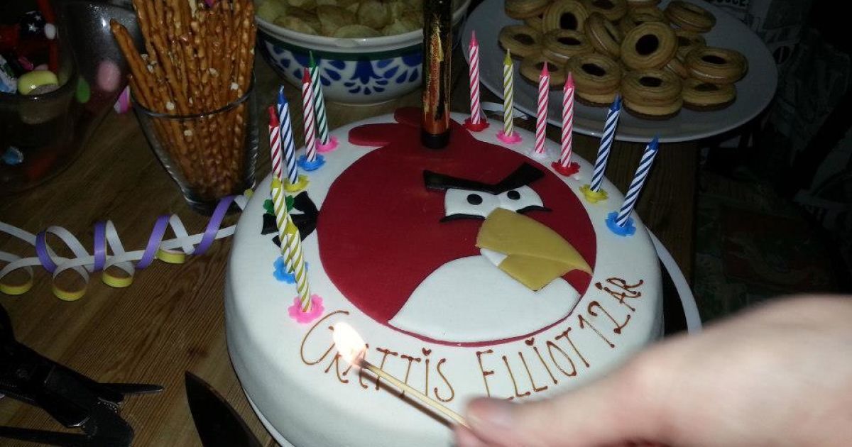 Angry Birds стали тортами і тістечками / © www.facebook.com/angrybirds
