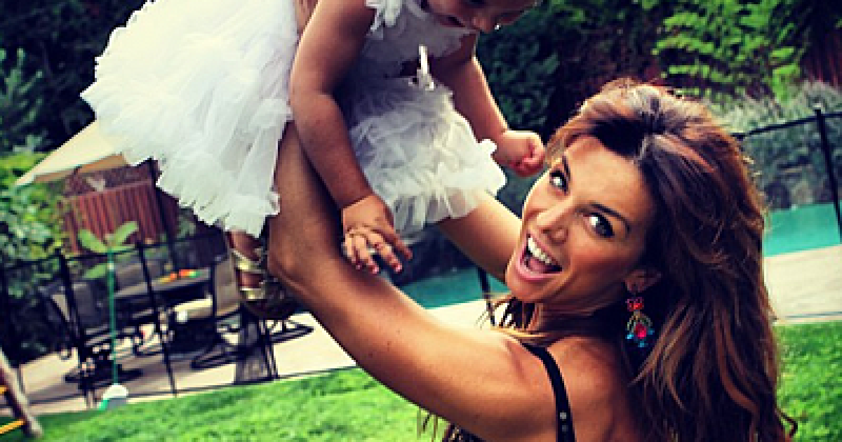 Сєдокова показала маленьку доньку