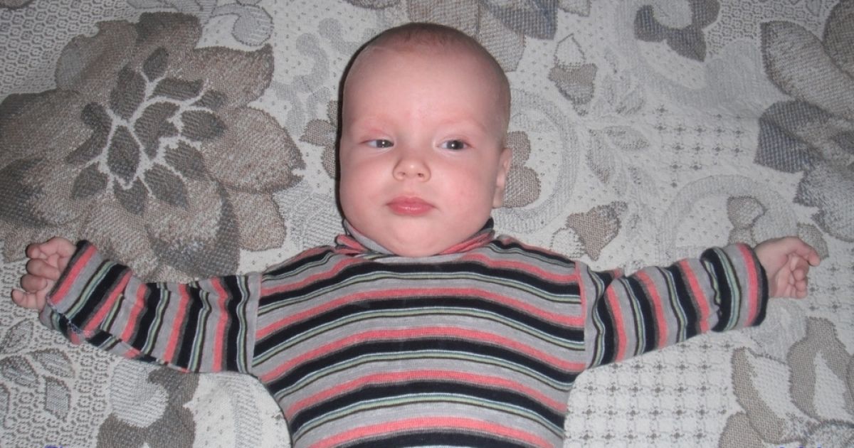 Допоможіть врятувати життя маленькому Еміру!