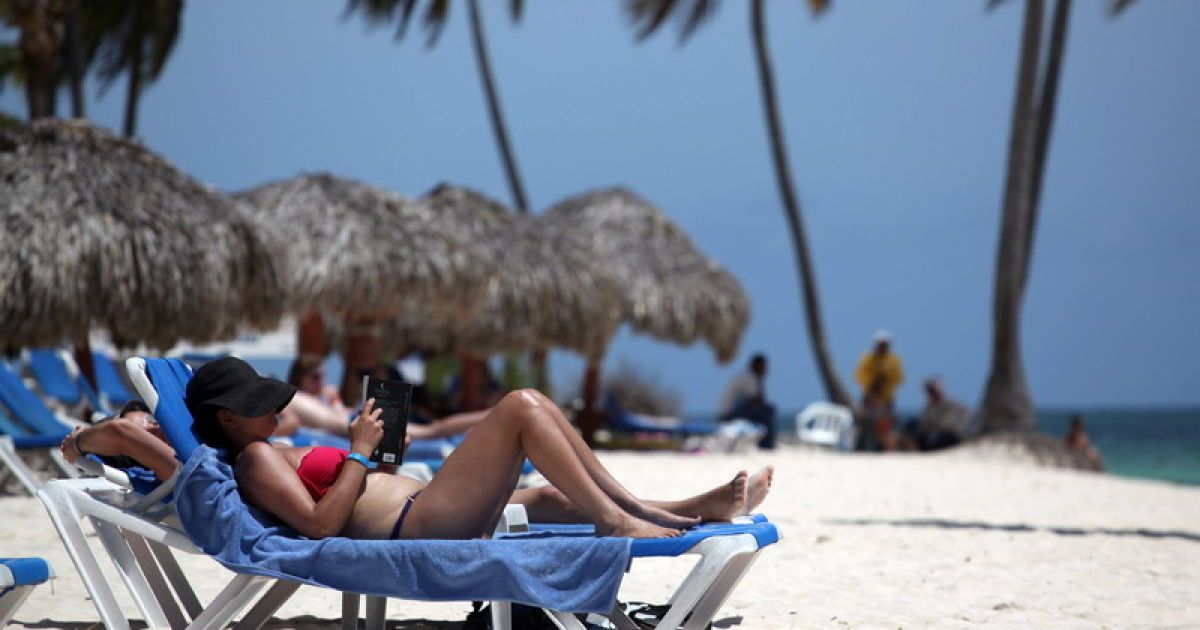 Отруєння звалило на лікарняні ліжка російських туристів.