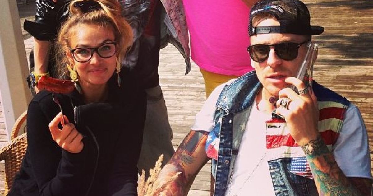 Зірка "Дом-2" Альона Водонаєва закрутила роман з професійним тусівником