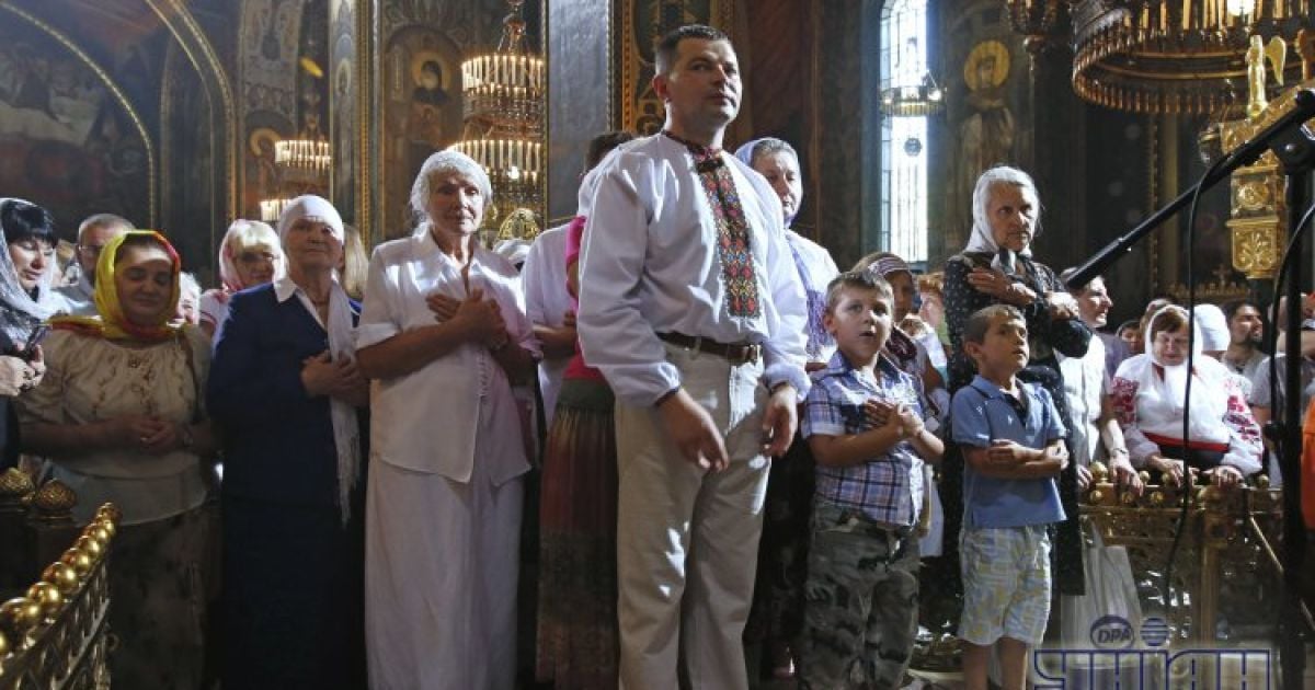 У Володимирському соборі відбулася літургія на чолі з Філаретом / © УНІАН