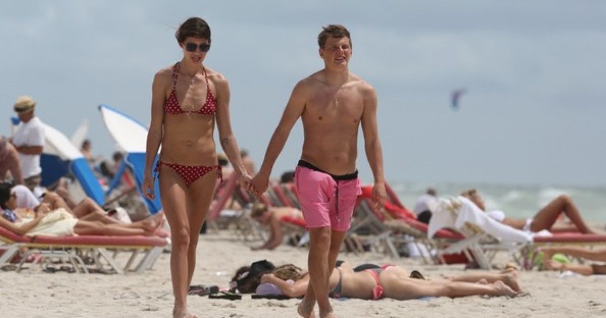 Аршавін з новою пасією в Маямі / © inoprosport.ru