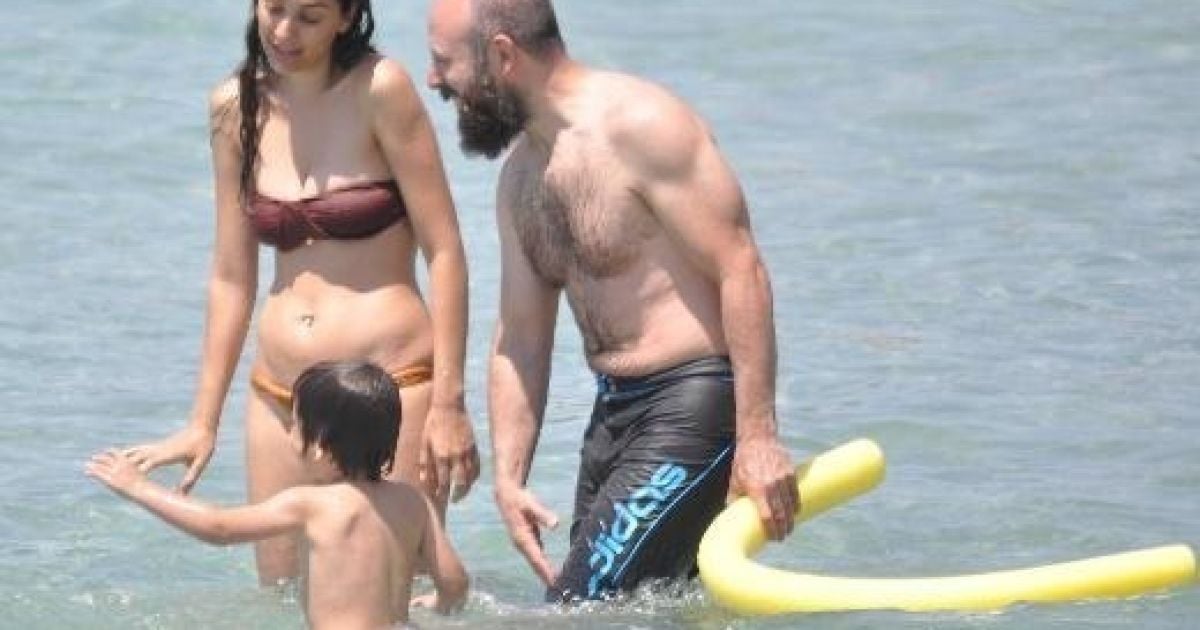 Халіт Ергенч відпочиває з родиною на батьківщині