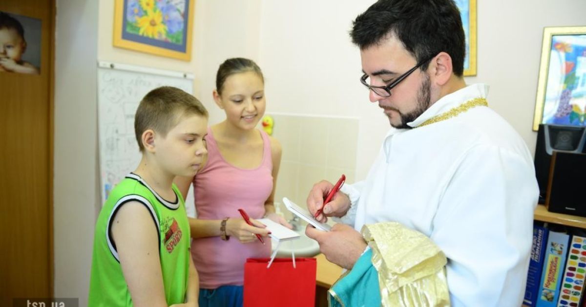 Руслан Сенічкін став султаном-казкарем