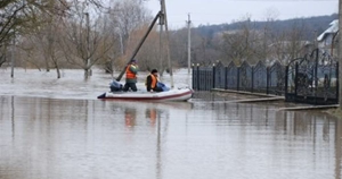 Синоптики прогнозують сильні зливи, так що води стане більше