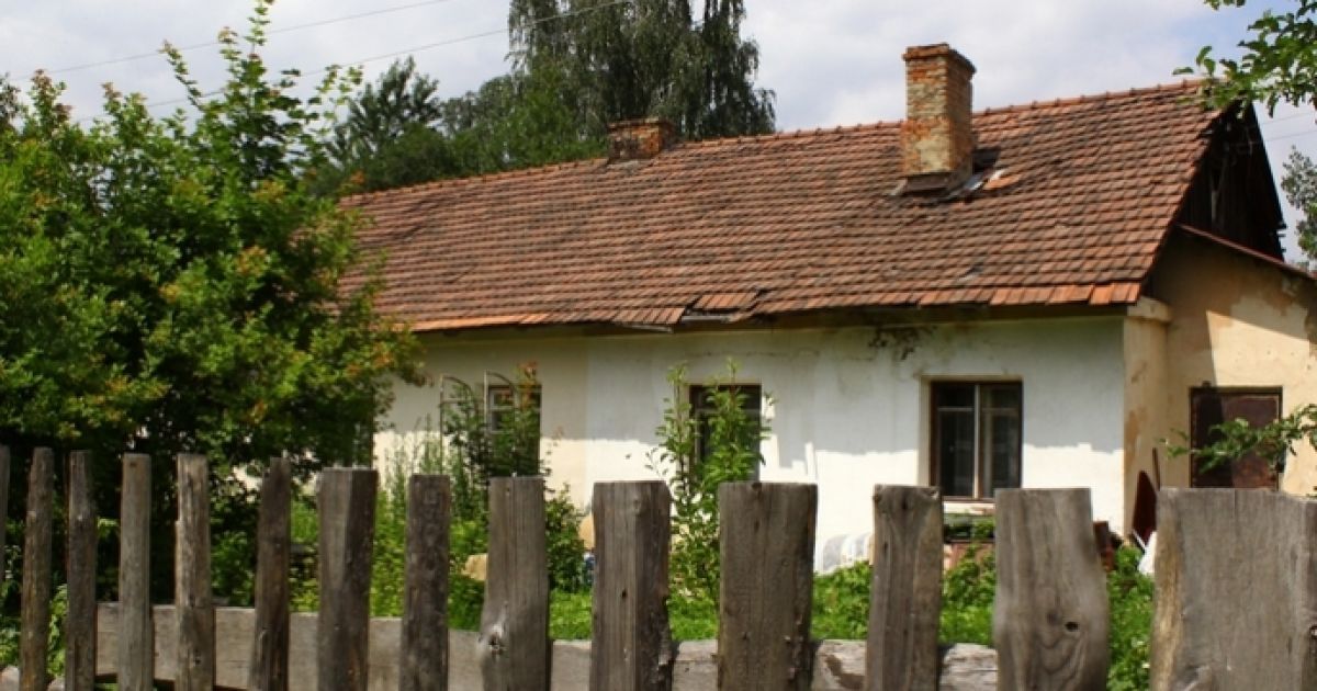 Львів стоїть у руїнах / © ZAXID.NET