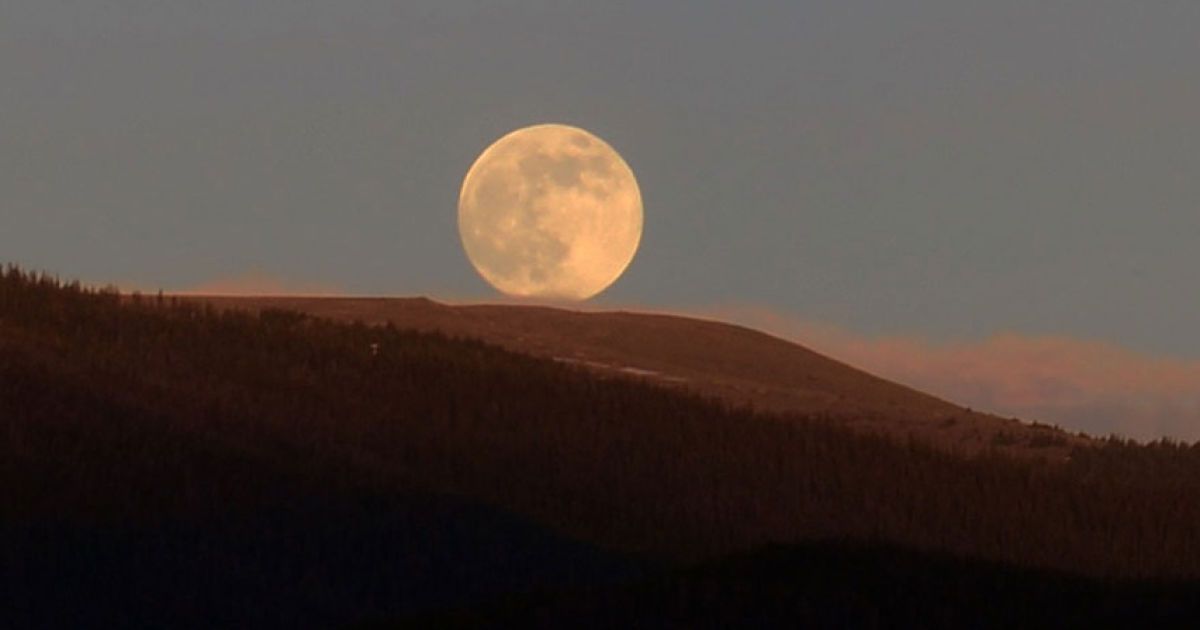 Супермісяць 2013 / © УНН