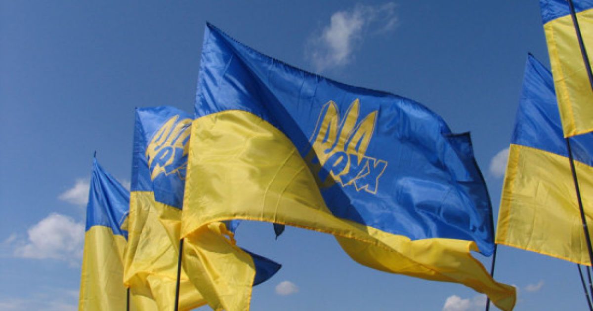 Націоналісти пікутеють посольство Польщі.