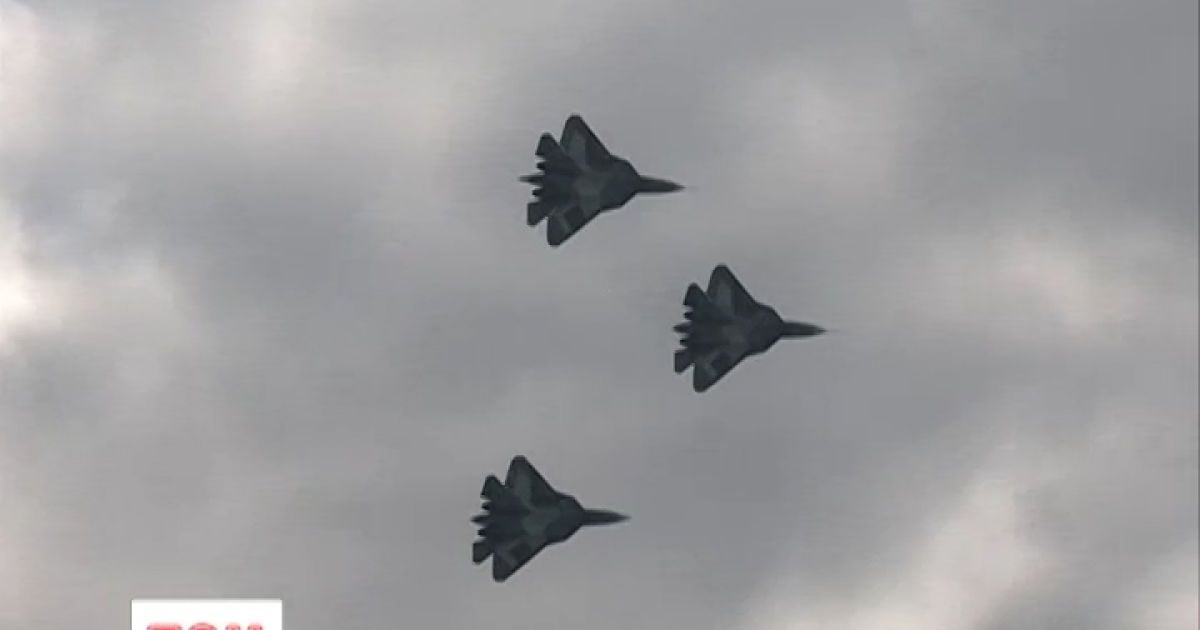 Московський авіасалон стартував з демонстраційних польотів