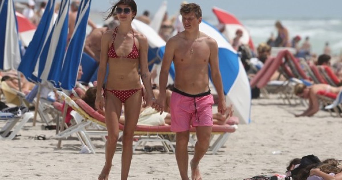 Аршавін з новою пасією в Маямі / © inoprosport.ru