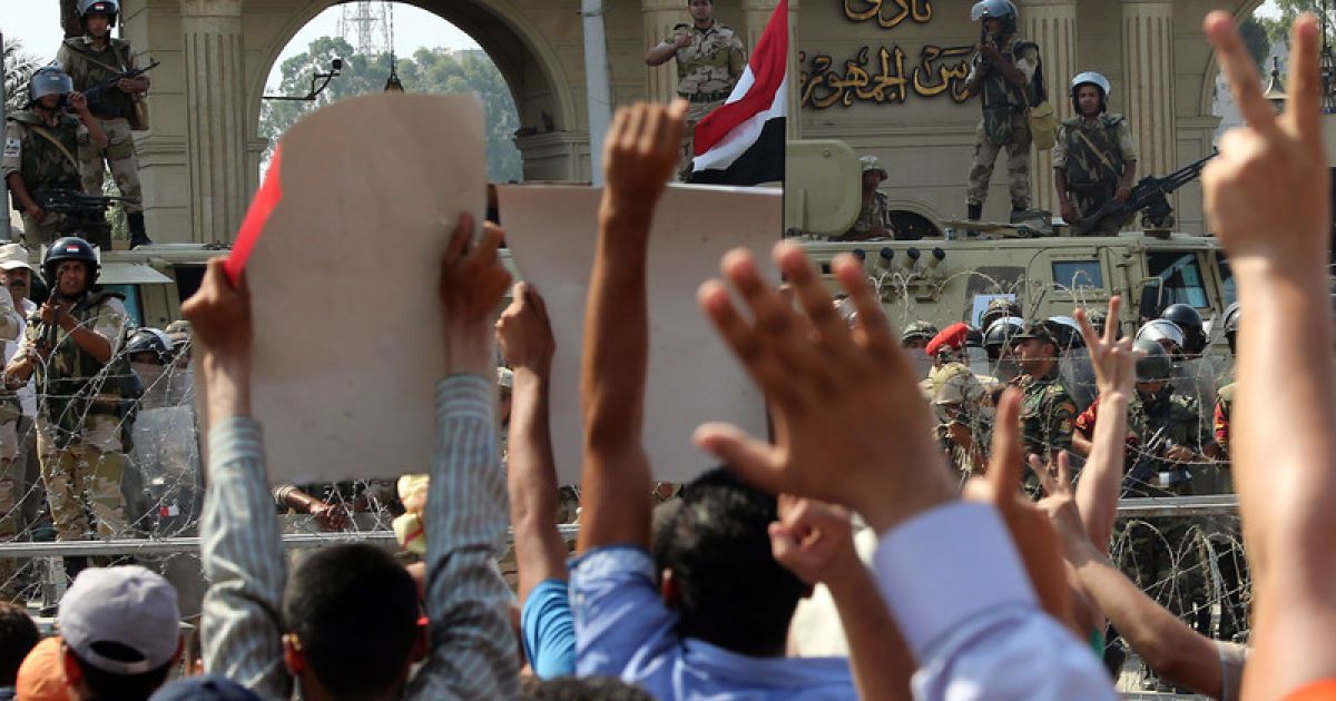 "Аль-Каїда" закликала єгиптян ставати на бік "братів-мусульман"