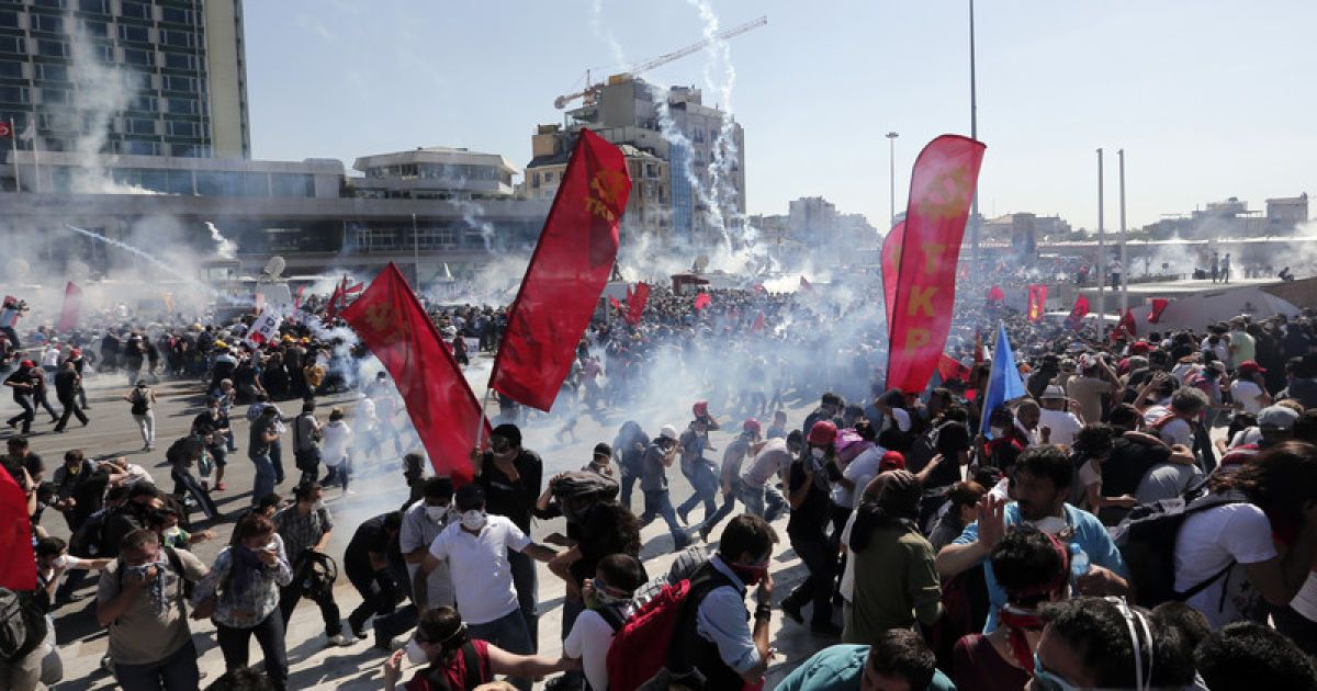 Прем'єр-міністр заявив, що вимоги демонстрантів не будуть задоволені